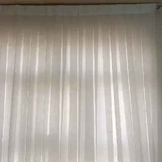 پرده حریر و زیر پرده