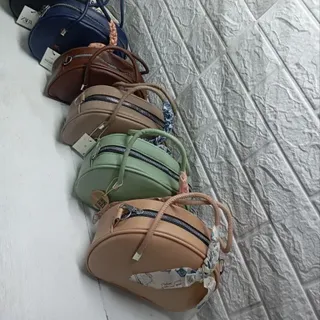 کیف دوشی شالدار