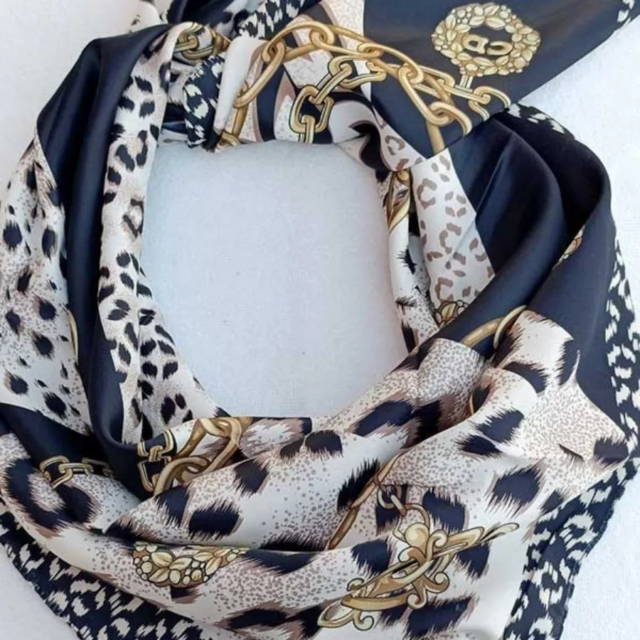 روسری ابریشم توییل
