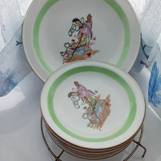 شیرینی خوری