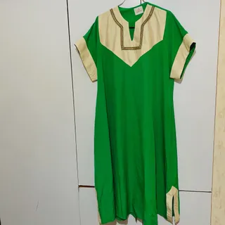 پیراهن سبز بلند