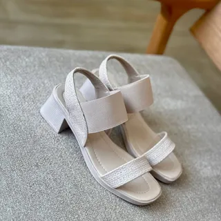صندل پاشنه دار