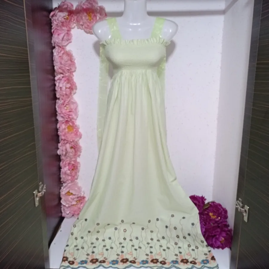 پیراهن ساحلی