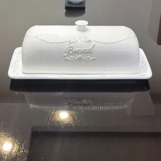 کیک خوری/جای نان