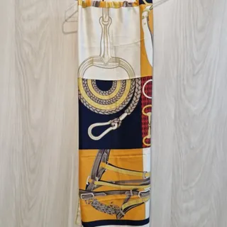 روسری قوار بزرگ