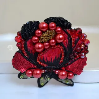 گل‌سینه جواهردوزی پیونی