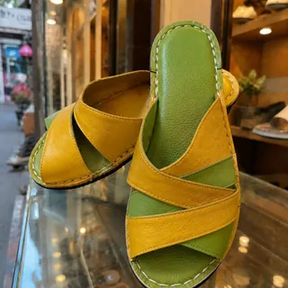 دمپایی چرم زنانه