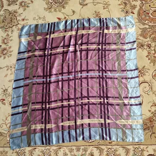 روسری ساتن