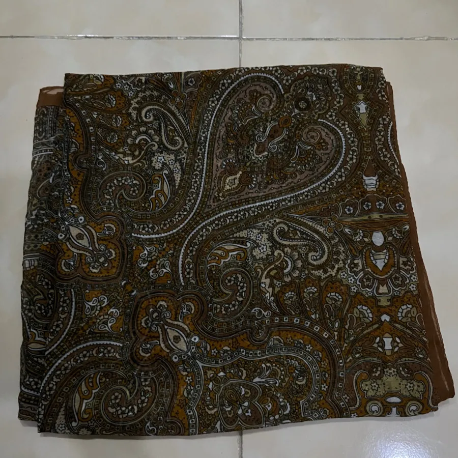 روسری قواره دار