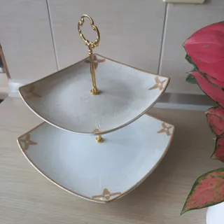شیرینی خوری دو طبقه