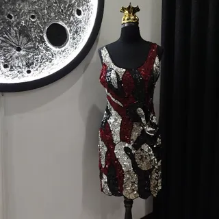 لباس غ
