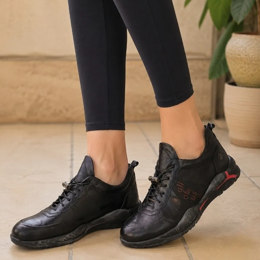 کتونی چرم نیکلاس