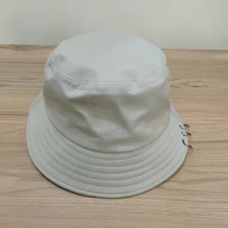 کلاه باکت