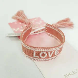 دستبند پارچه ای Love رنگی