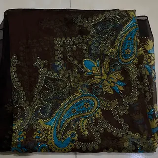 روسری مجلسی طرح بته جقه
