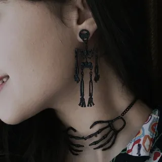گوشواره اسکلتی مشکی