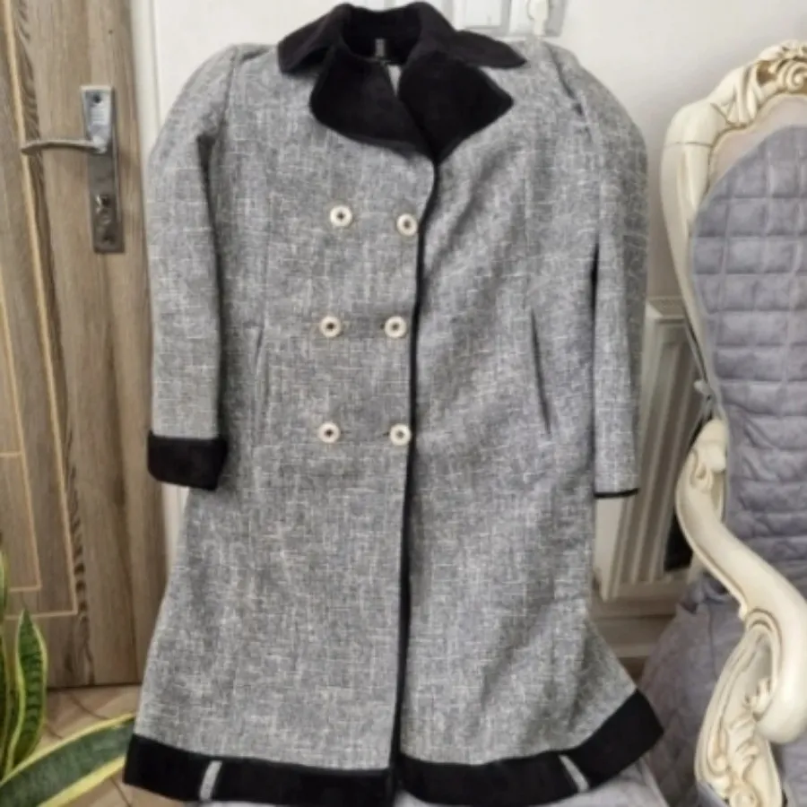 کت خیلی گرم
