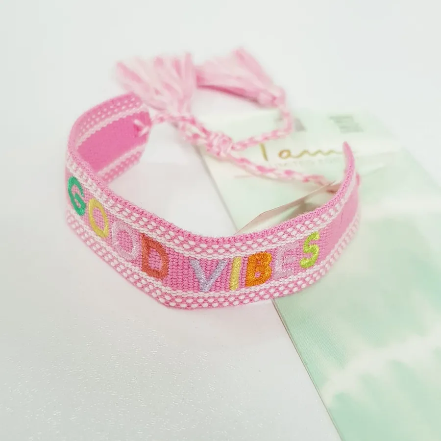 دستبند پارچه ای صورتی رنگ