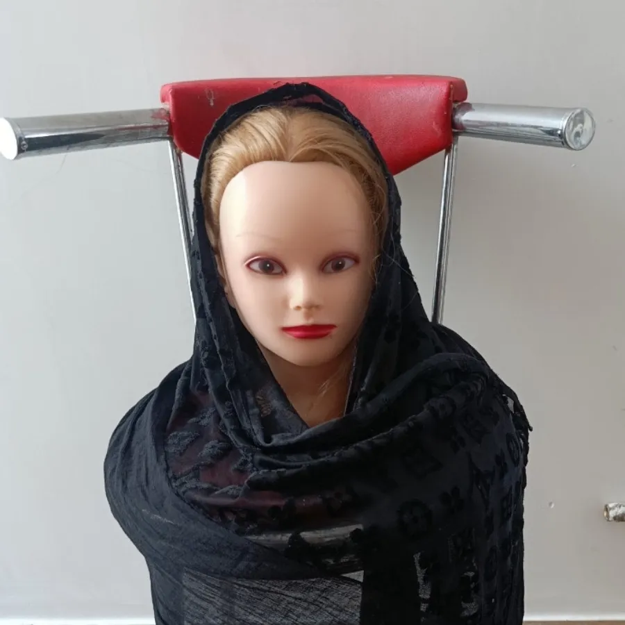 شال مشکی