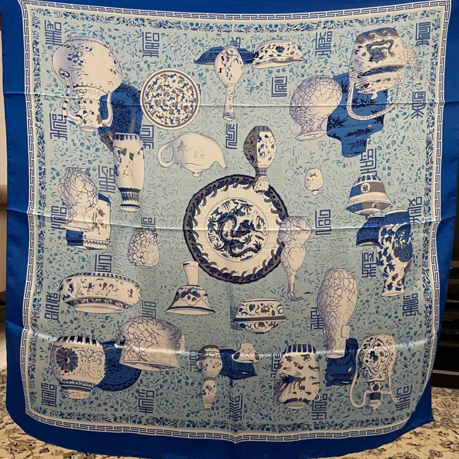 روسری ساتن