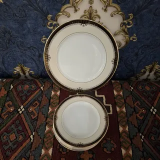 شیرینی خوری