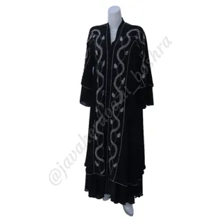 عبا و روسری برگ پیچ