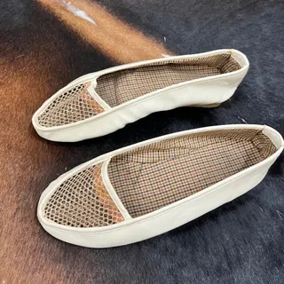 کفش رو فرشی
