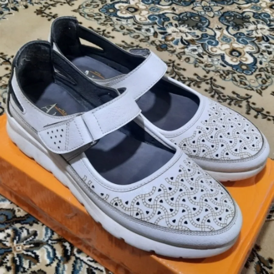 کفش پرسنلی طبی سفید