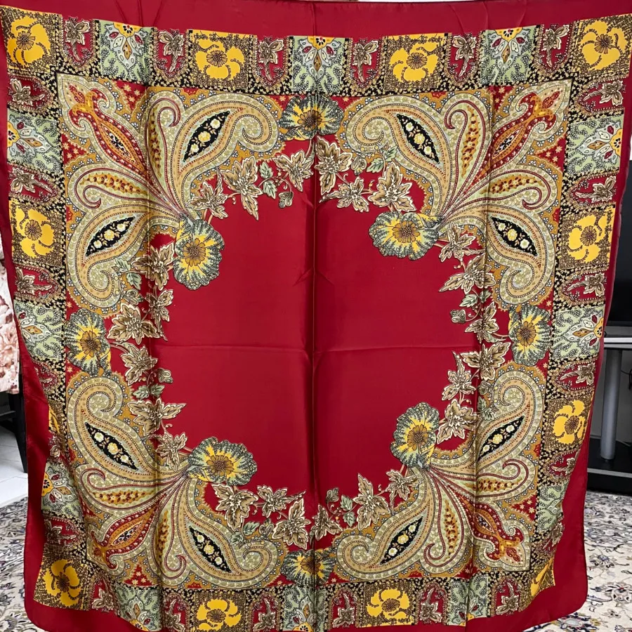 روسری ساتن