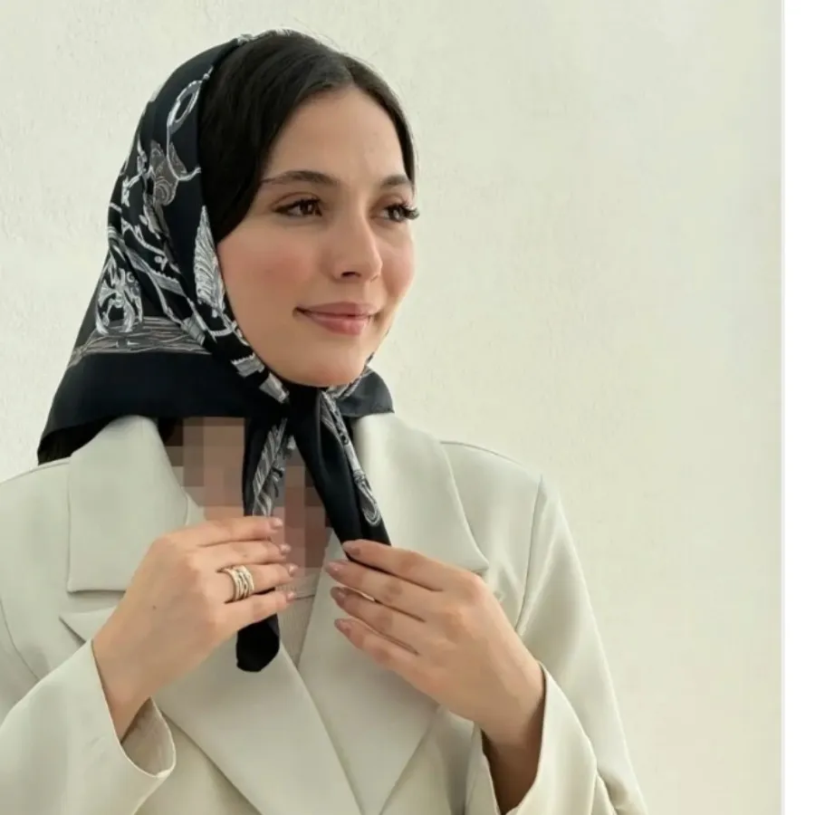 مینی اسکارف