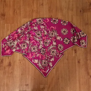 روسری ساتن