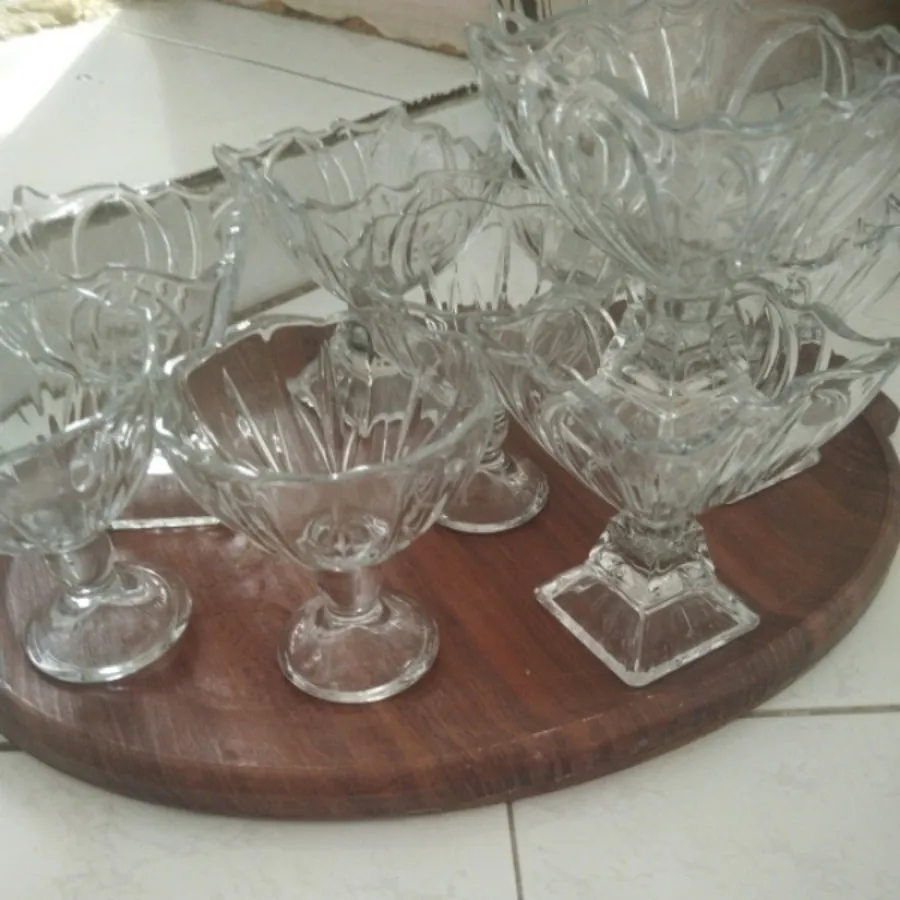 بستنی خوری کریستال