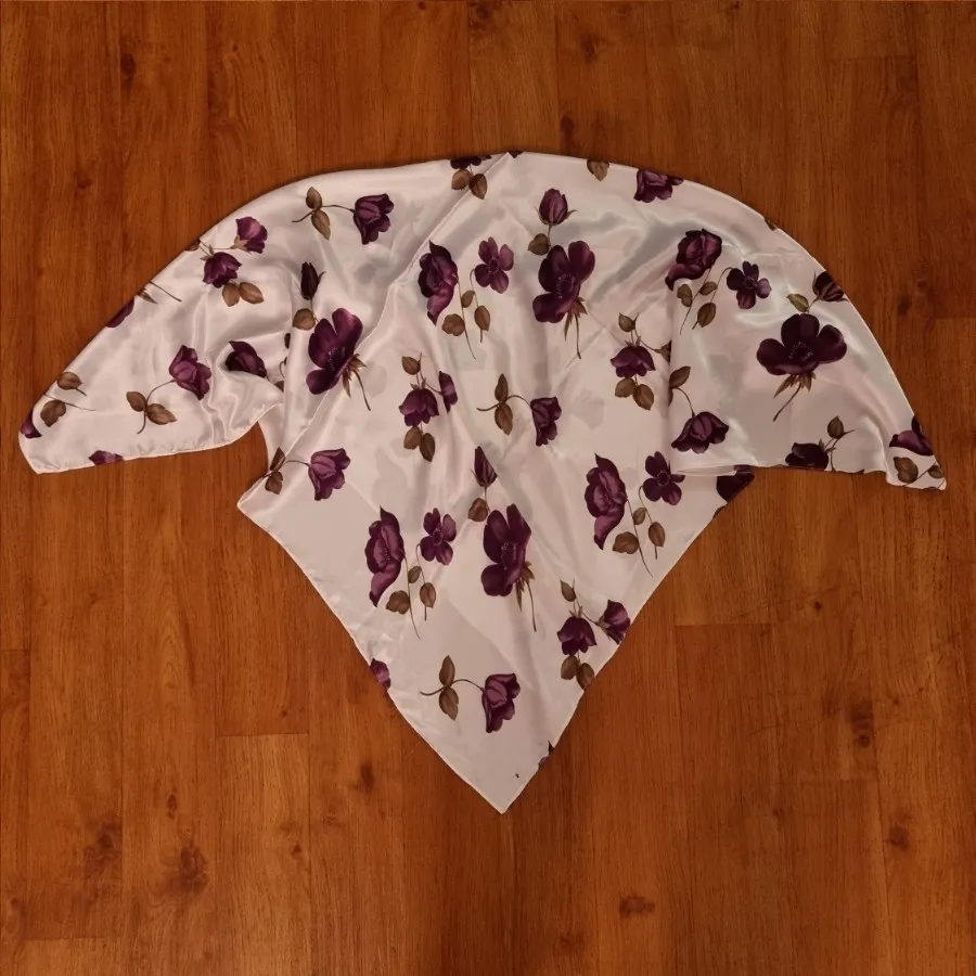 روسری ساتن