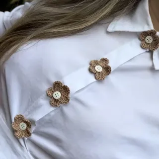 دور دکمه ای بافتنی