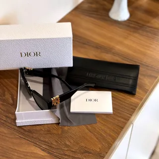 عینک آفتابی Miss Dior