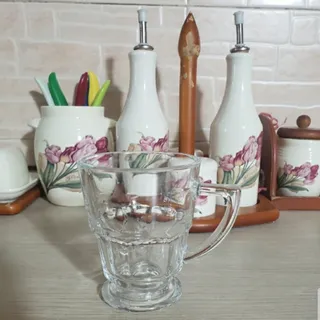 لیوان دسته دار