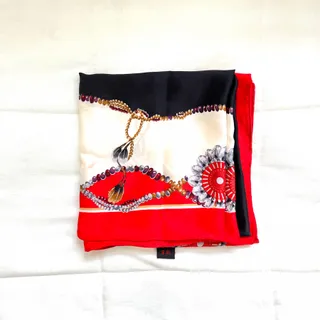 روسری دور دوز