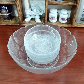 کاسه و پیاله فرانسه