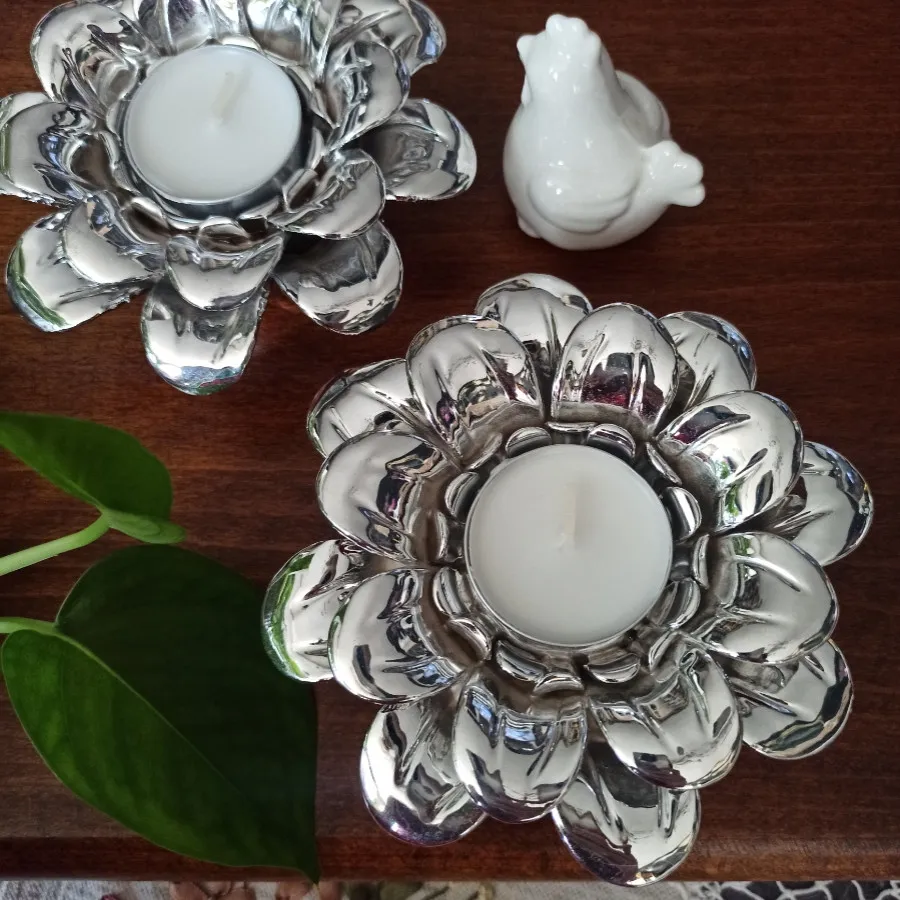 جا شمعی طرح گل 
وارداتی