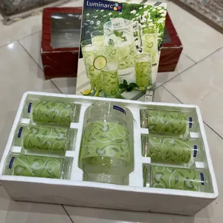 ظروف پذیرایی