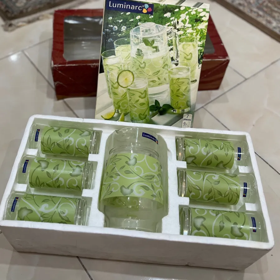 ظروف پذیرایی