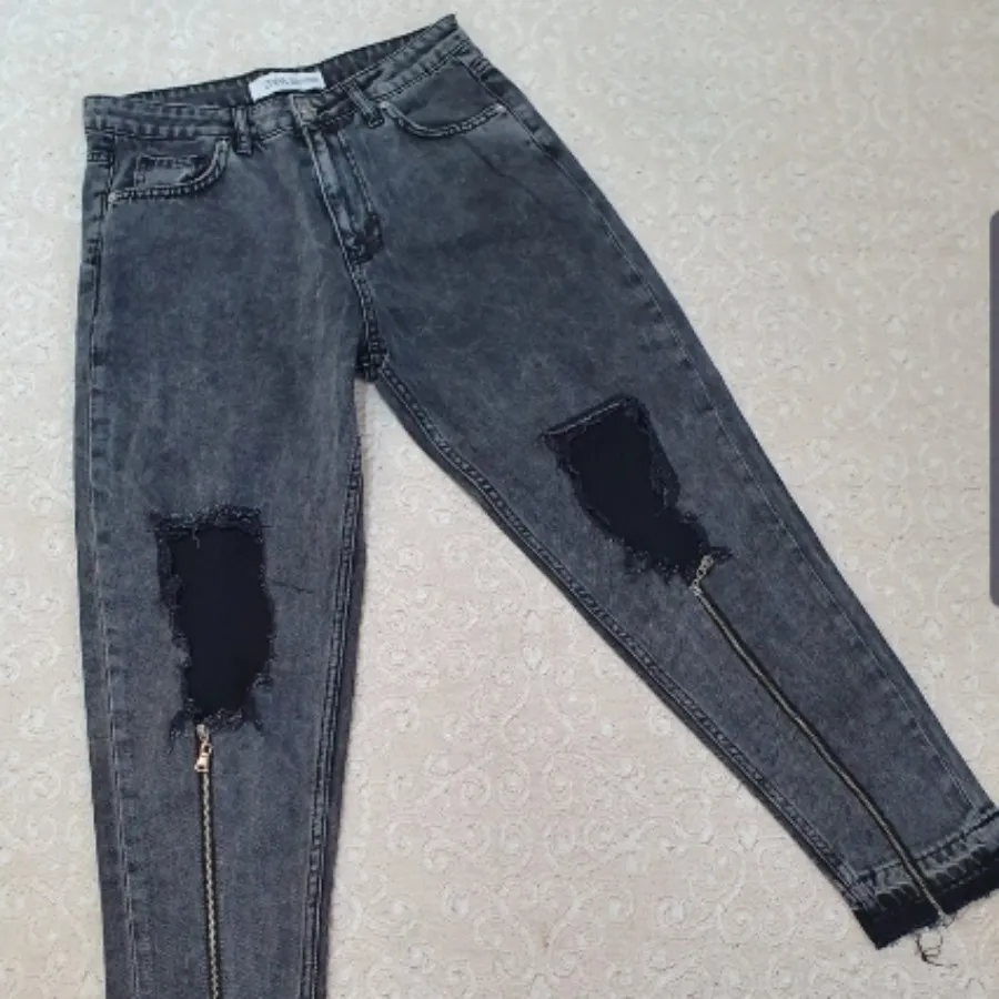 شلوار جین مدل دار