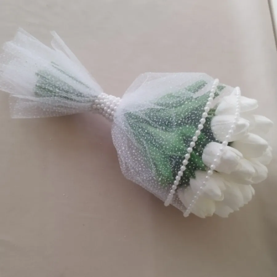 دسته‌گل عروس