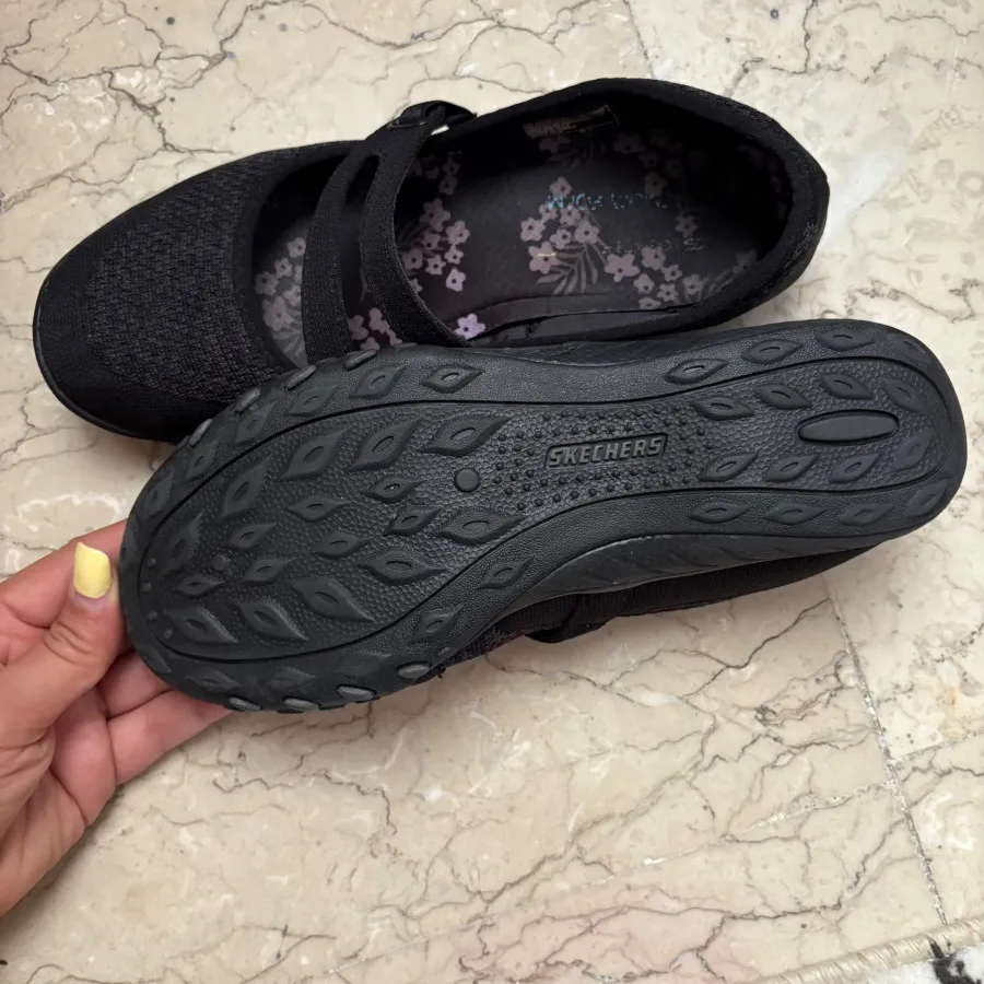 کفش اسکیچرز skechers