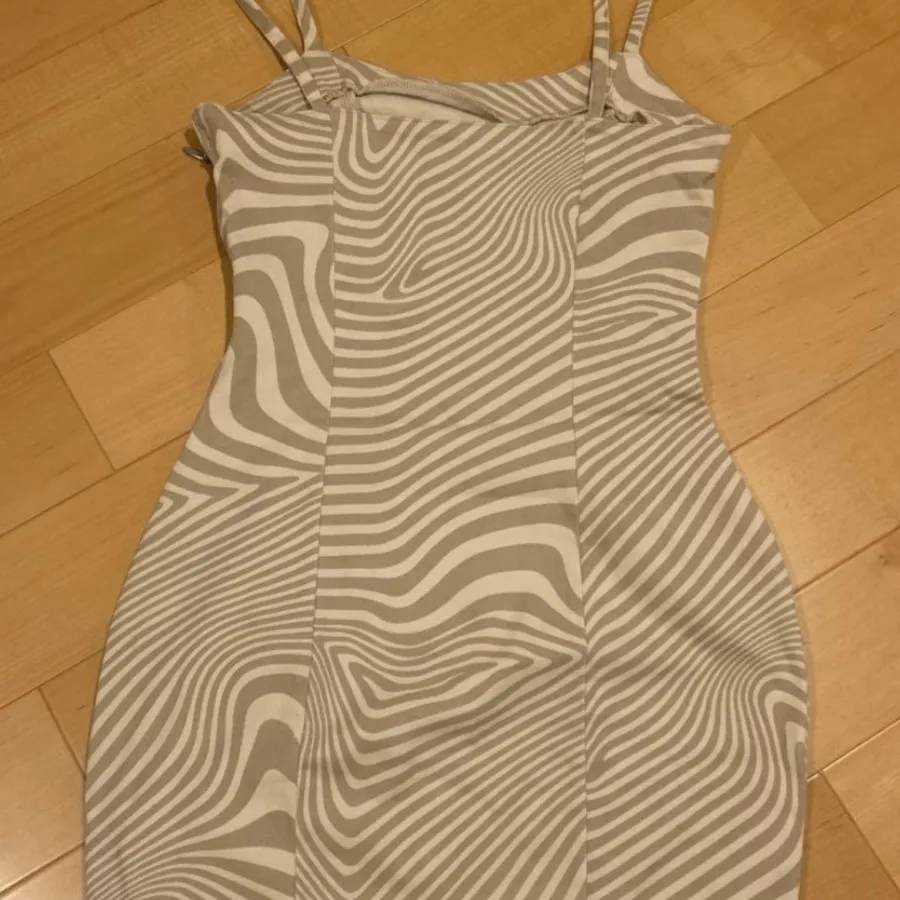 پیراهن h&m