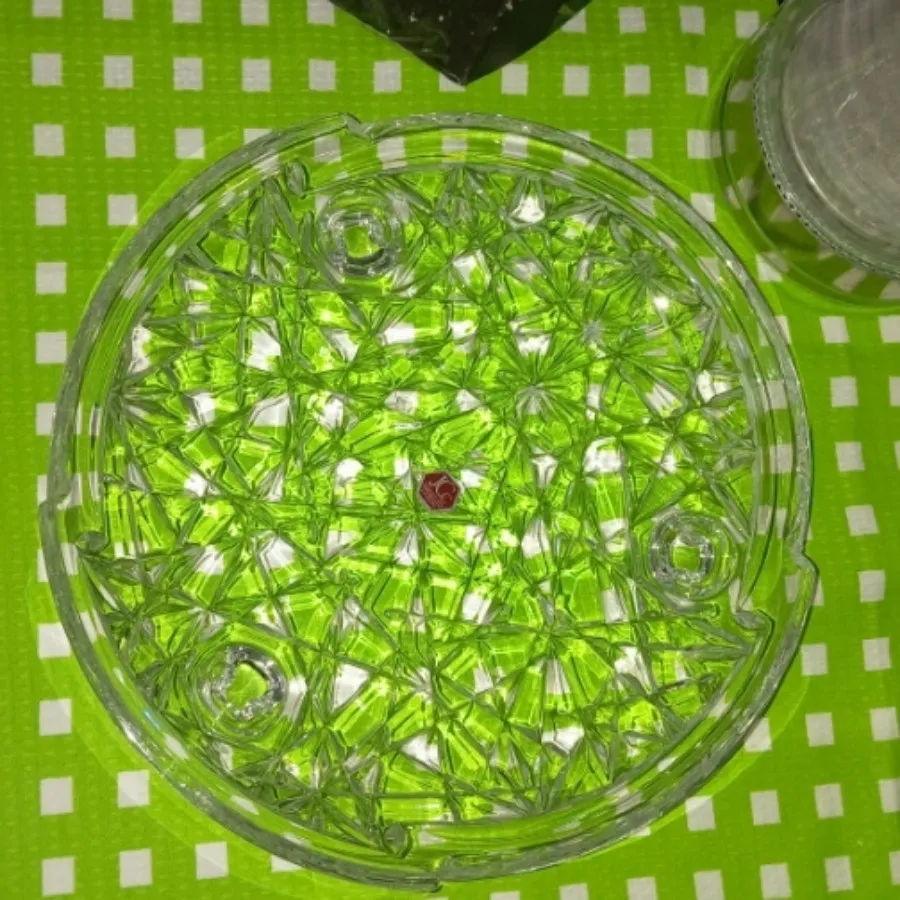 شیرینی خوری