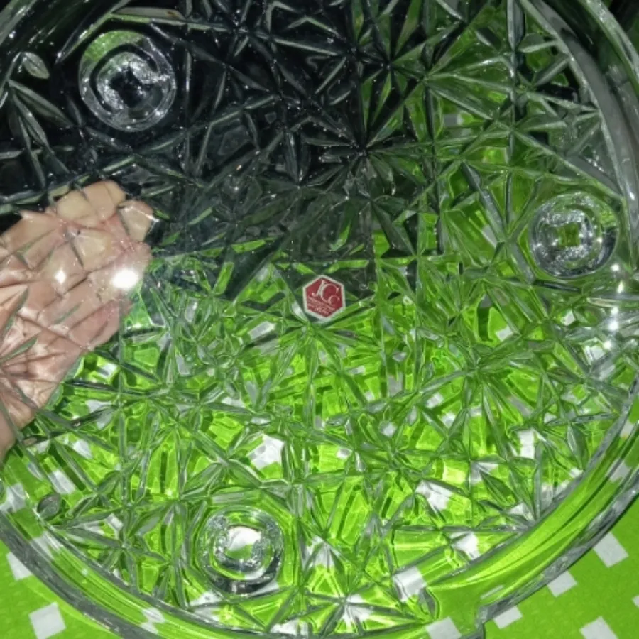 شیرینی خوری
