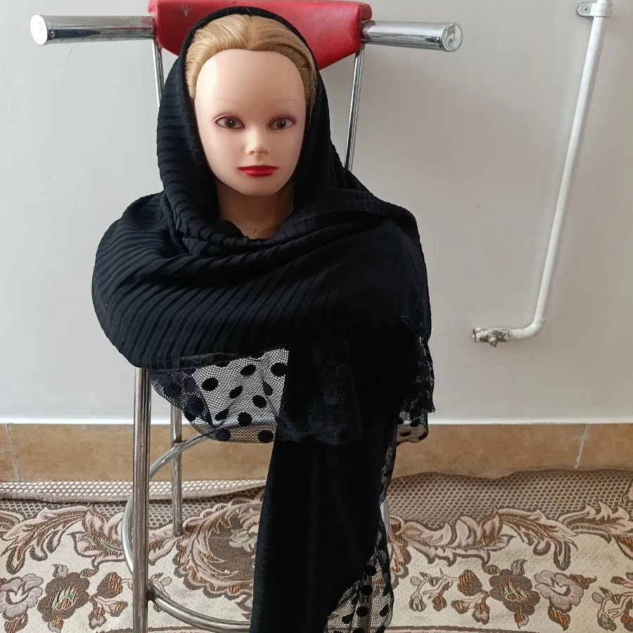 روسری مشکی