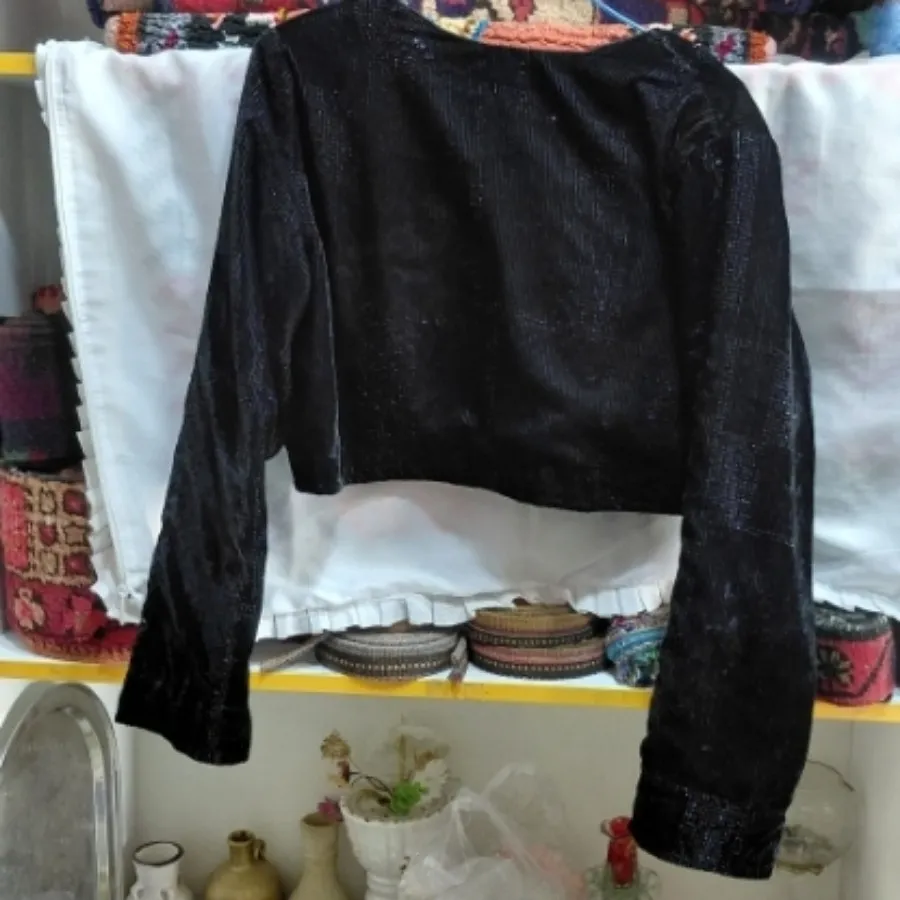 کراپ کت مخمل