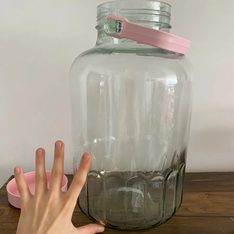 بانکه شیشه ای